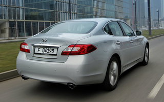 Infiniti M35h (2011) EU (#67338)