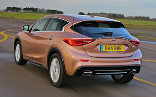 Infiniti Q30 (2016) UK (#67641)