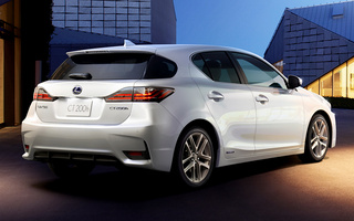 Lexus CT Hybrid (2014) (#68470)