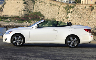 Lexus IS Convertible Limited Edition (2011) UK (#69632)