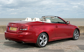 Lexus IS Convertible (2009) UK (#69639)