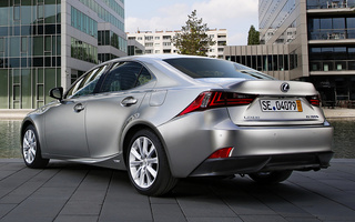 Lexus IS Hybrid (2013) (#69710)