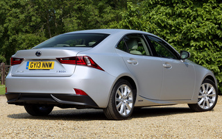 Lexus IS Hybrid (2013) UK (#69739)