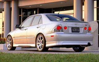 Lexus IS L-Tuned (2002) US (#69744)