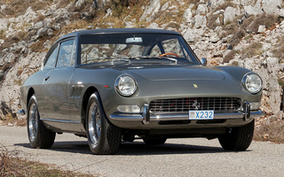 Ferrari 330 GT 2+2 (1965) (#70019)