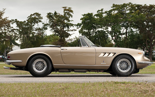 Ferrari 330 GTS (1966) (#70061)