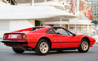 Ferrari 308 GTS Quattrovalvole (1982) (#70266)