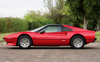 Ferrari 308 GTS Quattrovalvole with front spoiler (1982) (#70268)