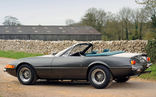 Ferrari 365 GTS/4 Daytona (1971) UK (#70455)