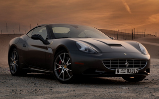 Ferrari California 30 (2012) US (#71282)