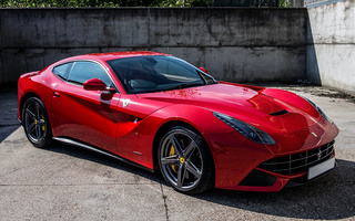 Ferrari F12berlinetta (2012) UK (#71474)