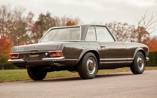 Mercedes-Benz 280 SL (1967) (#73434)