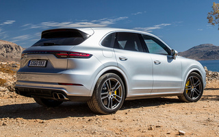 Porsche Cayenne Turbo (2017) (#73572)