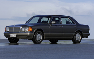 Mercedes-Benz 560 SEL (1985) (#73759)