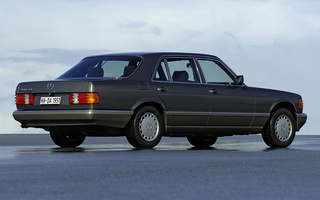 Mercedes-Benz 560 SEL (1985) (#73761)