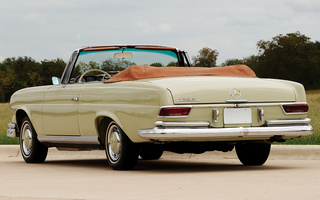 Mercedes-Benz 220 SE Cabriolet (1961) US (#74065)