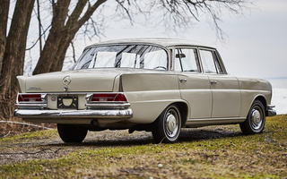 Mercedes-Benz 220 S (1959) US (#74082)