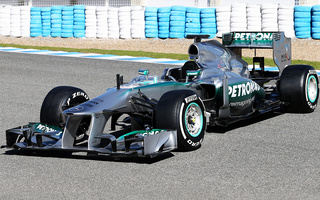 Mercedes-AMG F1 W04 (2013) (#74234)