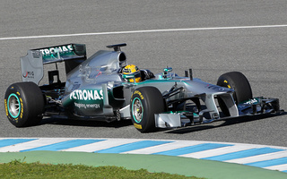 Mercedes-AMG F1 W04 (2013) (#74235)