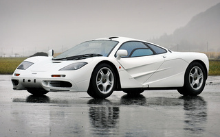 McLaren F1 (1993) (#75218)