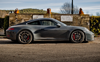 Porsche 911 GT3 Touring Package (2017) (#75255)