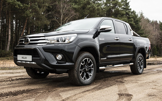 Toyota Hilux Invincible 50 Chrome Edition (2018) (#75775)