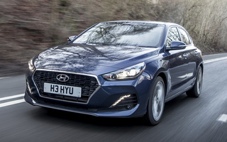 Hyundai i30 Fastback (2018) UK (#75848)