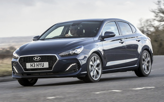 Hyundai i30 Fastback (2018) UK (#75853)