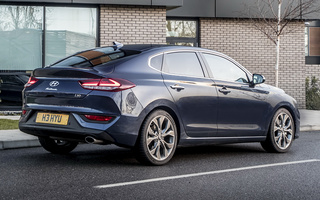 Hyundai i30 Fastback (2018) UK (#75854)