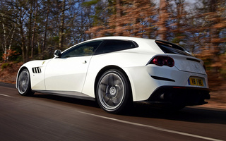 Ferrari GTC4Lusso T (2017) UK (#76177)