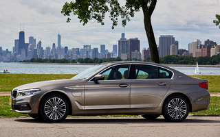 BMW 5 Series Plug-In Hybrid (2018) US (#76619)