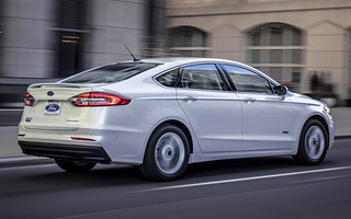 Ford Fusion Energi (2019) (#76901)