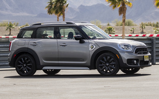 Mini Cooper S E Countryman (2018) US (#76950)