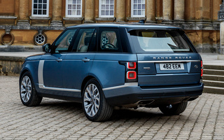 Range Rover Plug-in Hybrid Autobiography (2018) UK (#77216)