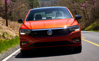 Volkswagen Jetta R-Line (2019) (#77432)