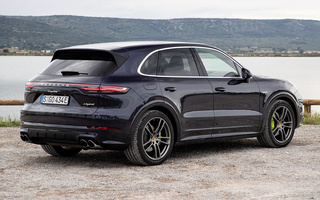 Porsche Cayenne E-Hybrid SportDesign Package (2018) (#77818)