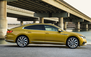 Volkswagen Arteon R-Line (2018) ZA (#77892)