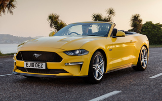 Ford Mustang GT Convertible (2018) UK (#78087)