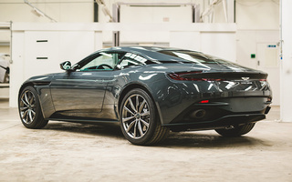 Q by Aston Martin DB11 V8 Classic Driver Edition (2018) (#78881)