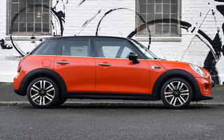 Mini Cooper 5-door (2018) ZA (#78952)