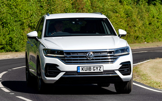 Volkswagen Touareg R-Line (2018) UK (#79109)