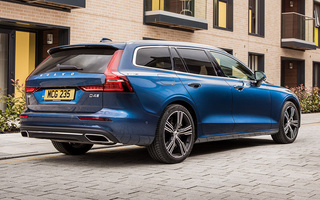 Volvo V60 Inscription (2018) UK (#79111)