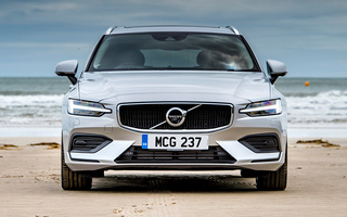 Volvo V60 (2018) UK (#79121)