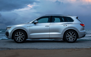 Volkswagen Touareg R-Line (2018) ZA (#79305)