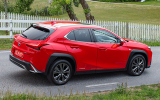 Lexus UX Hybrid F Sport (2018) (#79849)