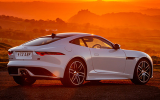 Jaguar F-Type Coupe Chequered Flag (2018) UK (#81035)