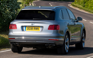 Bentley Bentayga V8 (2018) UK (#81131)