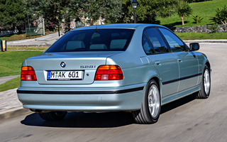 BMW 5 Series (1995) (#81404)