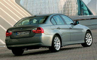 BMW 3 Series (2005) (#81811)
