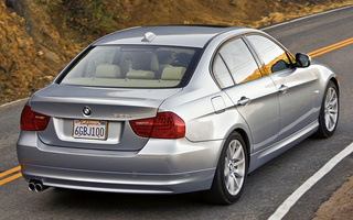BMW 3 Series (2009) US (#82196)